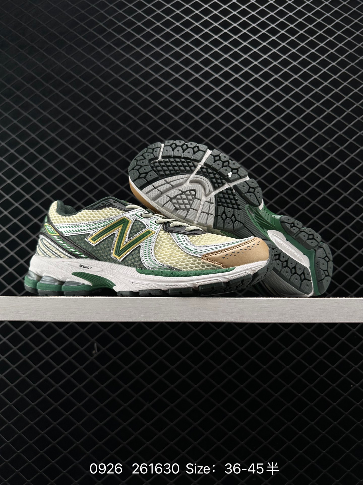 New Balance ML860
